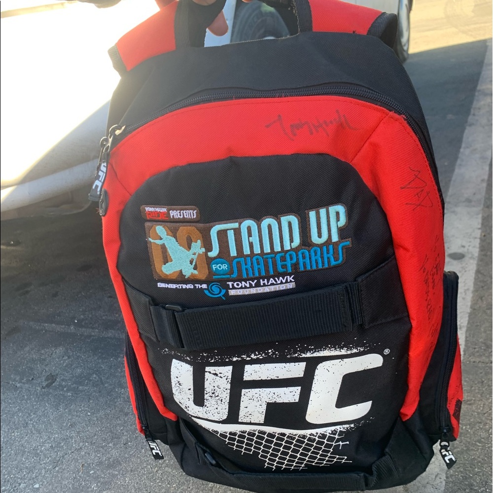 Rare Ride by Tony Hawk Standup for Skateparks UFC backpack signed autographs